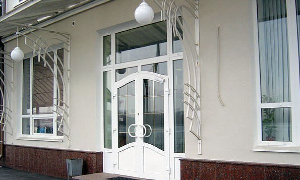 PVC windows and doors features requirements