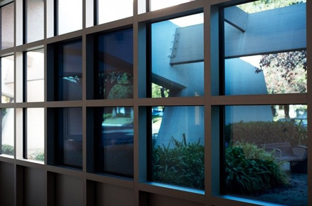 In General, the new structure of smart windows allows any of the following options