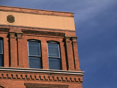  Can you imagine a person willing to pay a huge amount for an old window of the mediocre appearence? Most likely, you will call such person a crazy man who wants to get such window by any price. Dutch citizen paid for a usual window $ 3 million. However, if you go deep into the history of this window, it becomes clear that the 