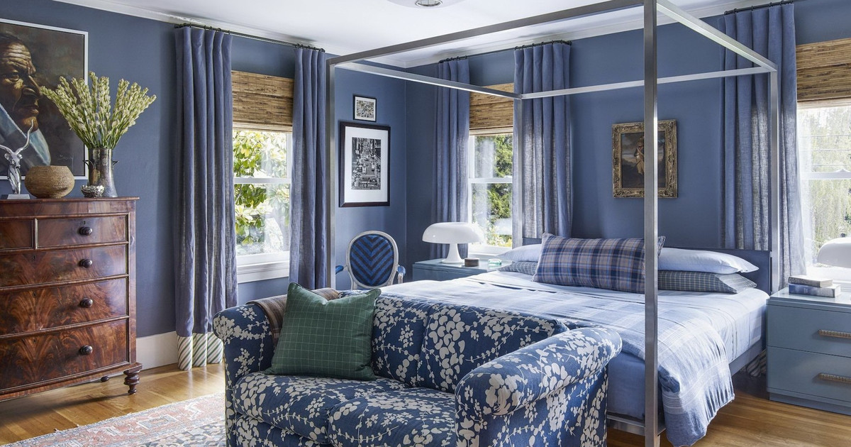 New window decor for summer: Blue