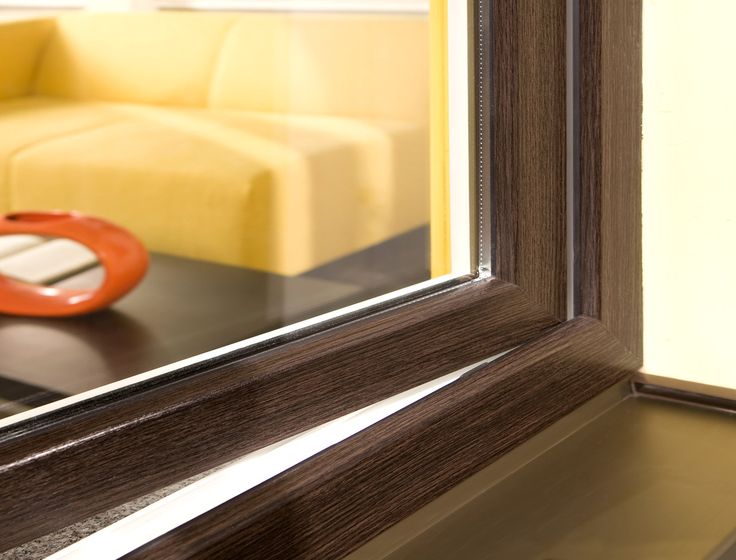 Production of colored profile using lamination