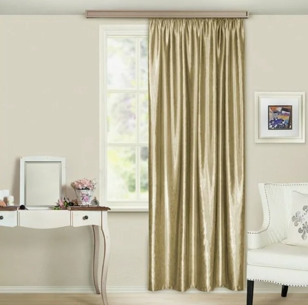 Metallic‑Finish Textiles in Window Decor: Radiance and Luxury