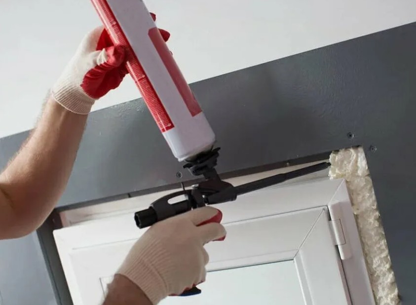 Монтажная пена: секрет надёжной установки ПВХ‑окон