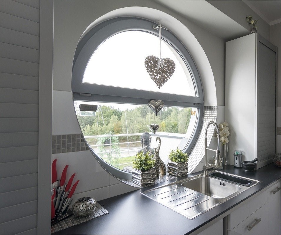 Round Windows: From Ancient Castle to Modern House